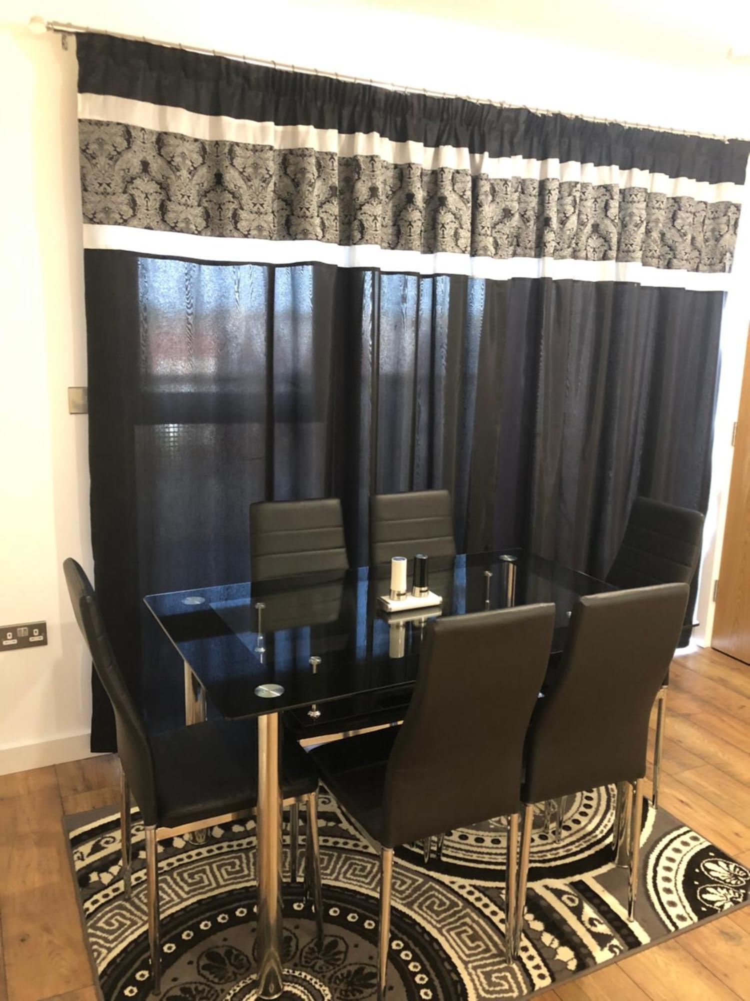 Luxury Kingsize Bedroom With Private Bathroom Northolt  Zewnętrze zdjęcie